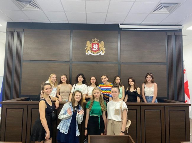 Найкращий виш Донбасу релокували на Волинь: які професії тут освоюють і як вступити вже цьогоріч*