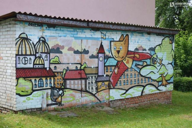 Сироти при живих батьках: як живуть діти у будинку маляти у Луцьку