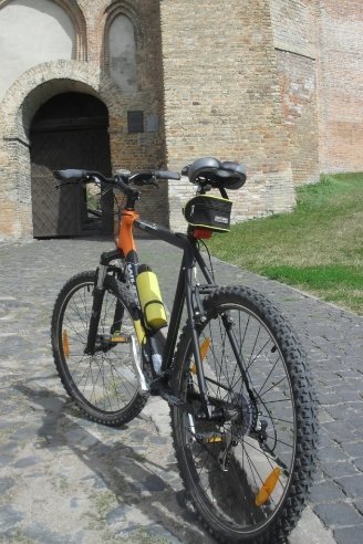 Літо у розпалі: як найкраще відпочити*