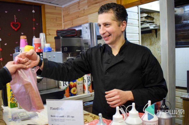 Як колишній поліцейський почав продавати пончики у Луцьку. ФОТО