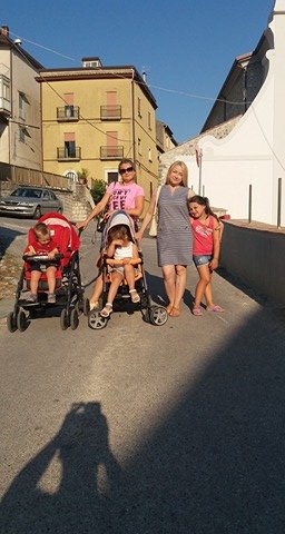 Риболовля, подорожі і... робота: відомі волиняни розповіли про літній відпочинок 