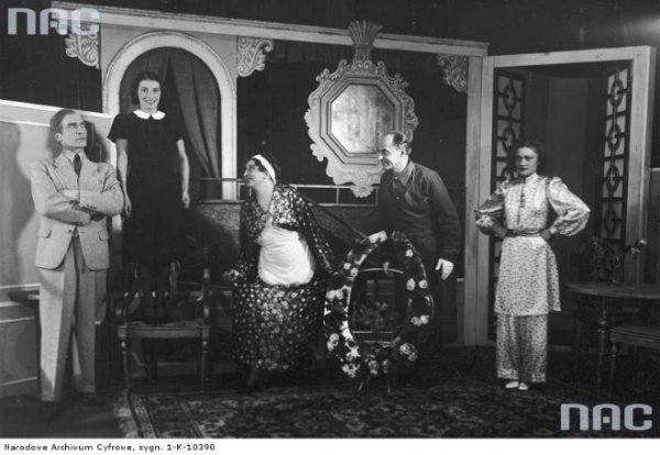 Вистава «Адвокат і троянди» польського драматурга Єжи Шанявського, 1932. Національний цифровий архів Польщі