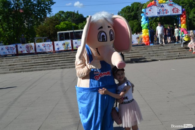 Безліч розваг і хорошого настрою: яким було Свято Морозива від ТМ «Рудь» у Луцьку