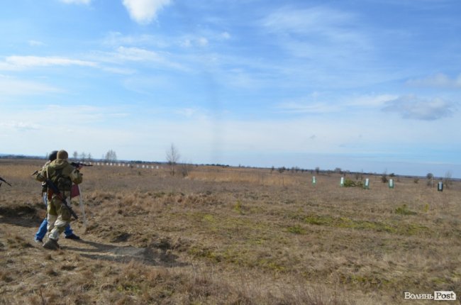 Важко в навчанні – легко в бою: на Волині - «вогневий» вишкіл загонів тероборони