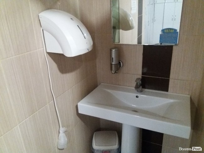 Чоловічий туалет