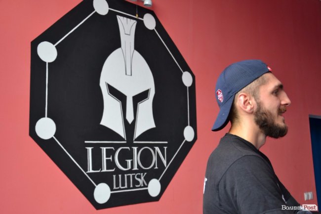 «ЛедіЛегіон»: екватор бійцівського проекту 