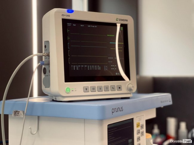 «Це найвдаліший метод відновити втрачений зуб»: лікар з Луцька розповів все про імплантацію 