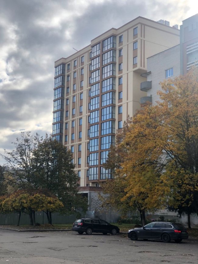 Житловий комплекс  «Візаві»:  складна  історія  зі  щасливим  фіналом*