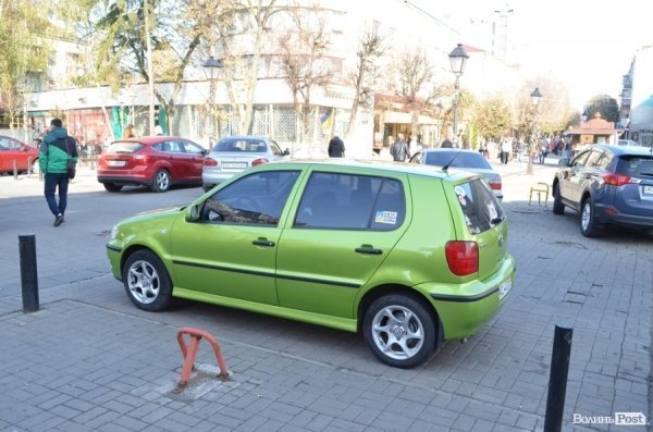Чому вулиця Лесі Українки є пішохідною лише на словах