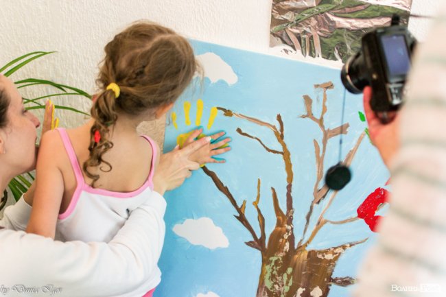 Як на Волині атовців звільняють від болю мистецтвом