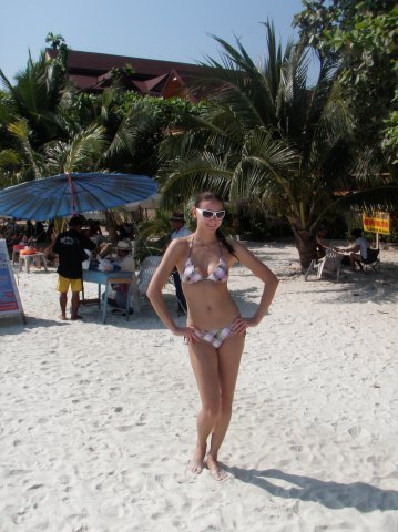 «Нотатки мандрівниці» Анни Басманової-Тріль: Я сумую за ресторанами на 63-му поверсі, де місто - на долоні