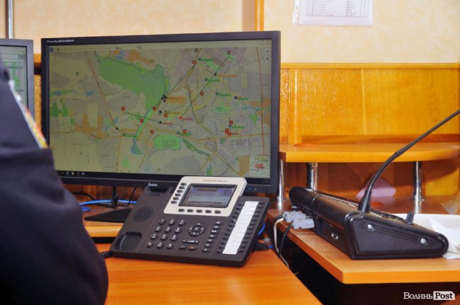 Будні луцької служби «102»:  хибні виклики, діти та бажання «поговорити»