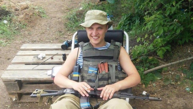 Роман Чаровий