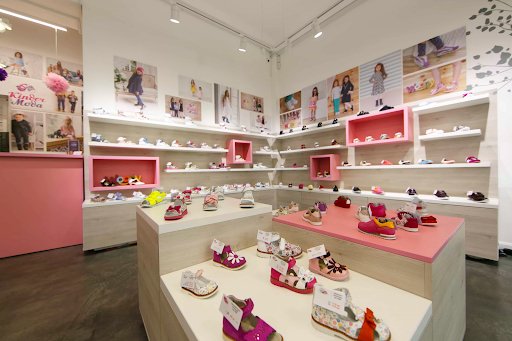 Як магазин Kinder Moda допомагає зробити правильний вибір взуття для дітей*