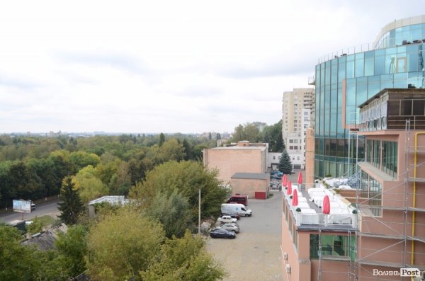 Хто хоче квартиру із чудовим виглядом з вікна?