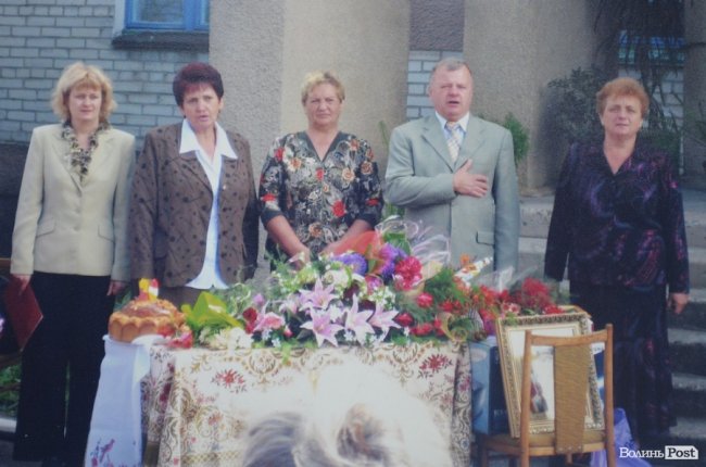 Валерій Діброва на урочистостях у школі