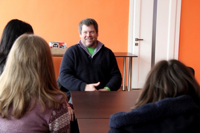 Волонтер Корпусу Миру про Луцьк, українську мову та студентів у піжамах