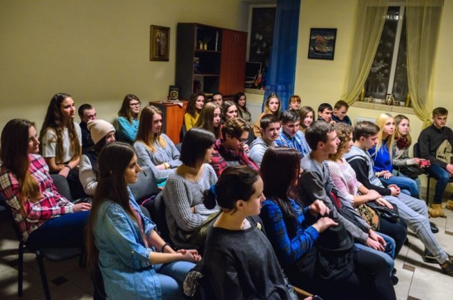 ЦИТАТНИК Вікторії Жуковської: Я ідеальна жінка, бо приходжу додому і мовчу