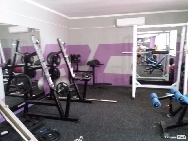 «ІнспекторGym». «Sportclub Pumper»: темнота й обгоріла кімната