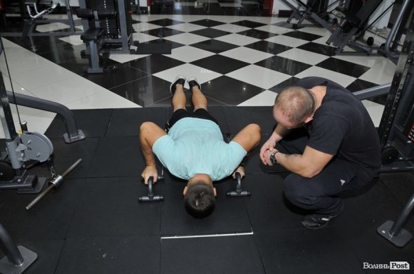 «БудуйТіло»: заняття третє – перші тренажери