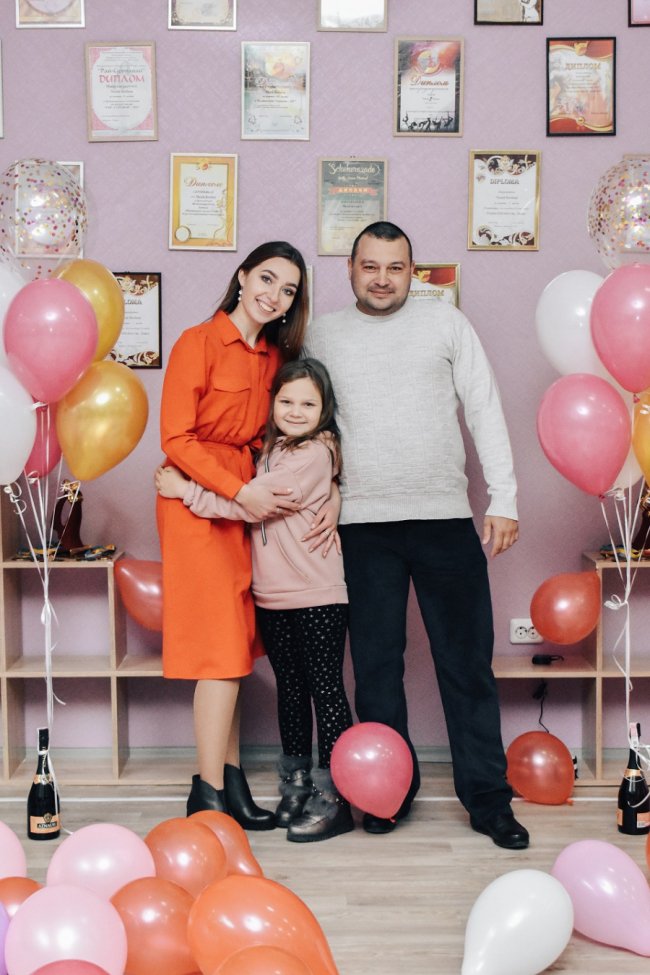 У центрі Луцька відкрили танцювальну школу для дітей і дорослих*