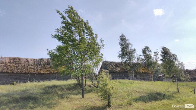 Місце, де спинився час: загублені на Волині Сваловичі 