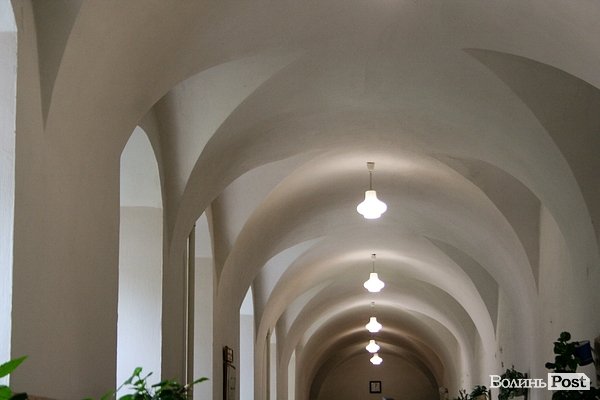 Луцькі тринітари: фотомандрівка у невідоме