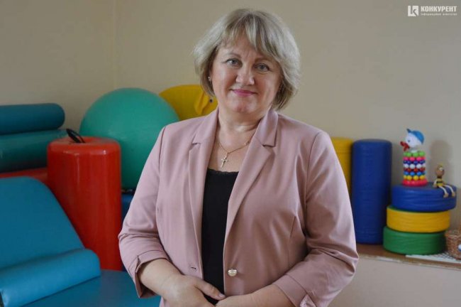 Сироти при живих батьках: як живуть діти у будинку маляти у Луцьку