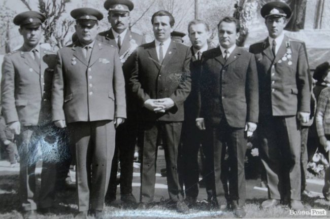 На урочитостях в Маневицькому районі (1973)