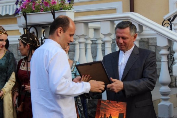 «Абетка» Миколи Романюка