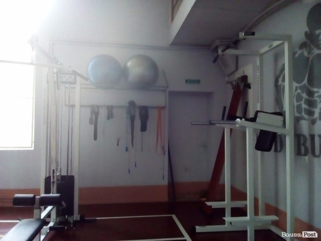 «ІнспекторGym». «Лідер»:  дерев'яна підлога та відповідальний тренер