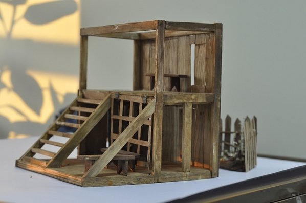 Макет до вистави «Соліття Якова: Перше кохання» (режисер-постановник - Микола Яремків, сценограф - Микола Костюшко, художник з костюмів - Богдана Бочкай) 