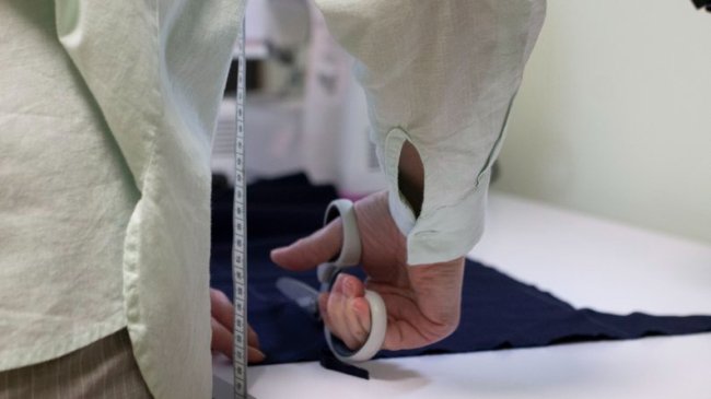 Звільнена з російського полону волинянка створила власну колекцію суконь