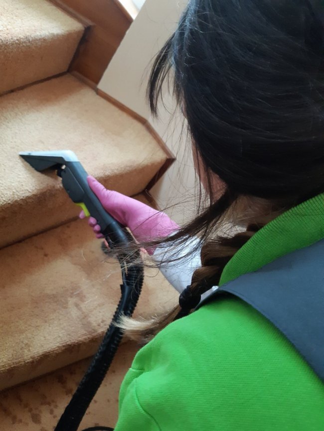 Якісно, швидко та безпечно: волинська компанія «CLEAN Service» надає повний спектр клінінгових послуг*