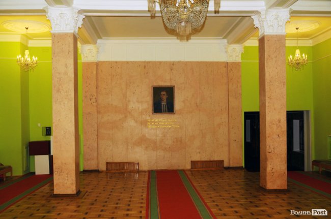 «У нас ніколи не було всяких «пікемонів» чи як вони називаються», - директор театру ляльок 