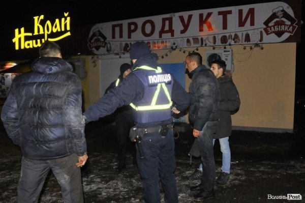 «Нічна варта»: розтрощені автівки, масова бійка і Lexus, який «доїздився»