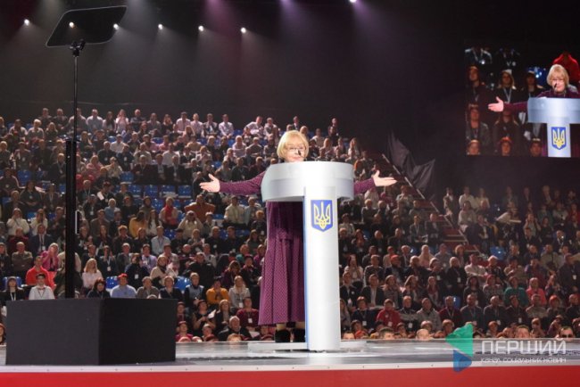 Акторка Ада Роговцева дивується гучним оваціям