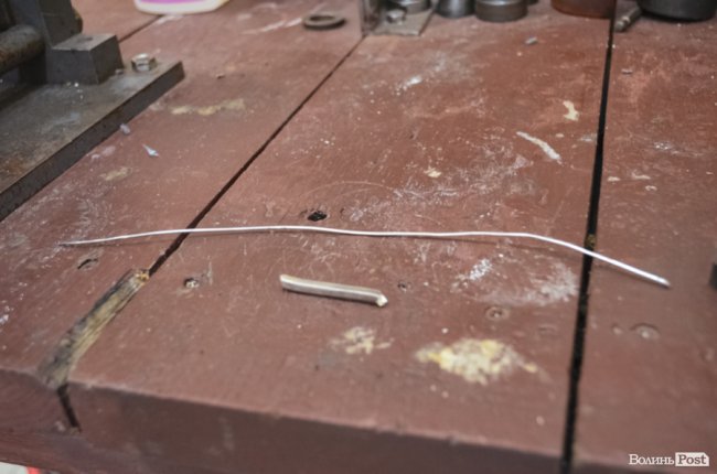 Дротики зі срібла.