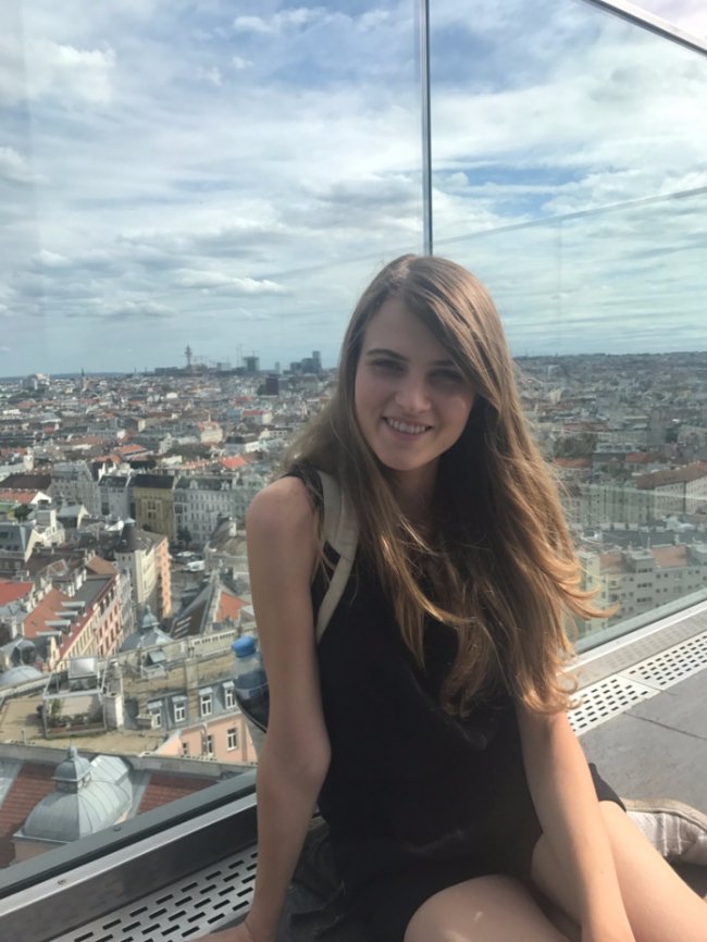 «Нотатки мандрівниці» Анастасії Лазуки про Відень