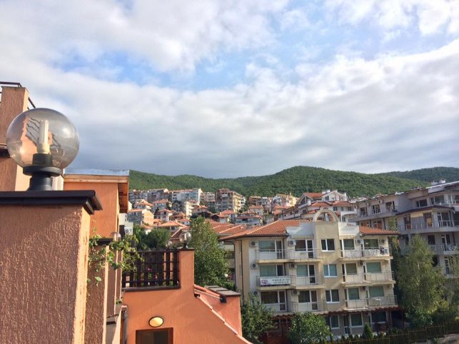 «Нотатки мандрівника» Павла Цапюка: У Болгарії гроші краще знімати з банкоматів