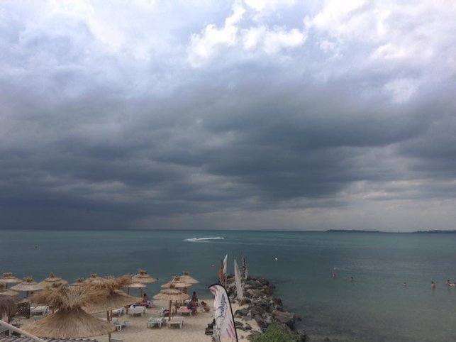 «Нотатки мандрівника» Павла Цапюка: У Болгарії гроші краще знімати з банкоматів