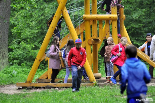 Екологічні стежки у волинському лісі – безліч відкриттів не лише для дітей