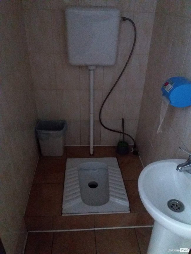 «ІнспекторGym». «Sport Time»: багато вазонів і павутиння