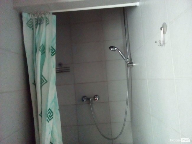 Жіночий душ