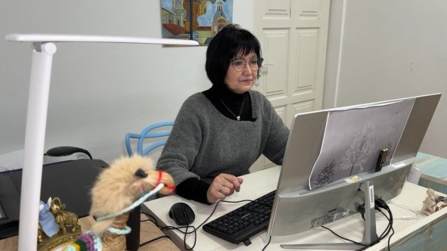 Бібліотекарка. Лучанка майже пів століття працює у книгозбірні