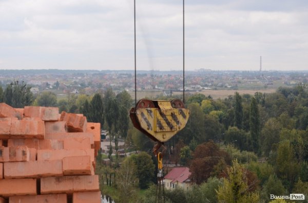 Хто хоче квартиру із чудовим виглядом з вікна?