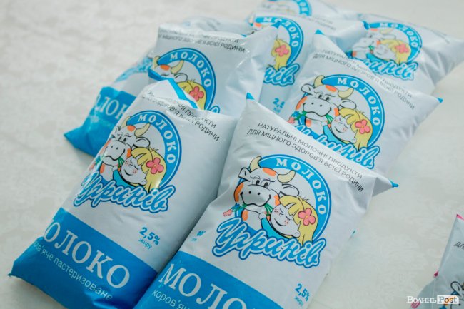 Без домішок і рослинних жирів: як на Волині виготовляють «молочку». ФОТО