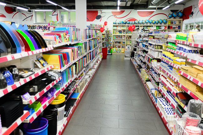 «Офіс Центр» у Луцьку – місце для вигідного шопінгу перед школою*