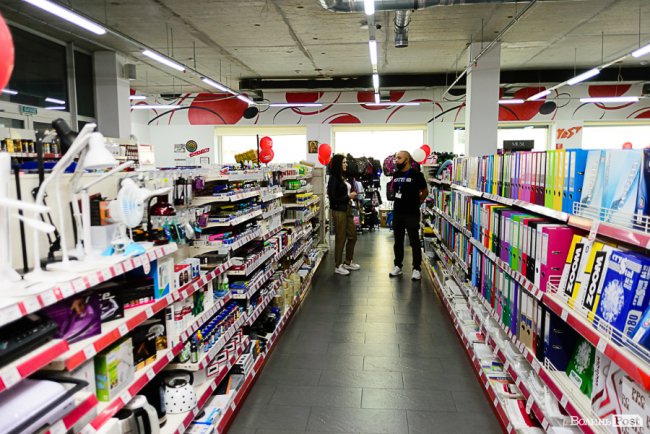 «Офіс Центр» у Луцьку – місце для вигідного шопінгу перед школою*