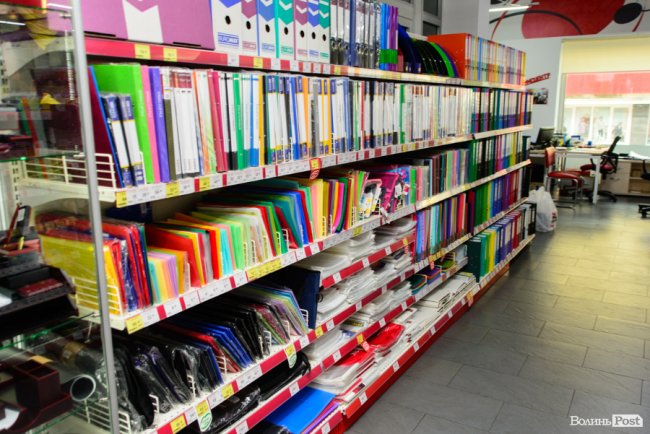 Усе для школи, офісу і творчості – в одному місці: що, як і за скільки в магазині «Офіс Центр» у Луцьку*